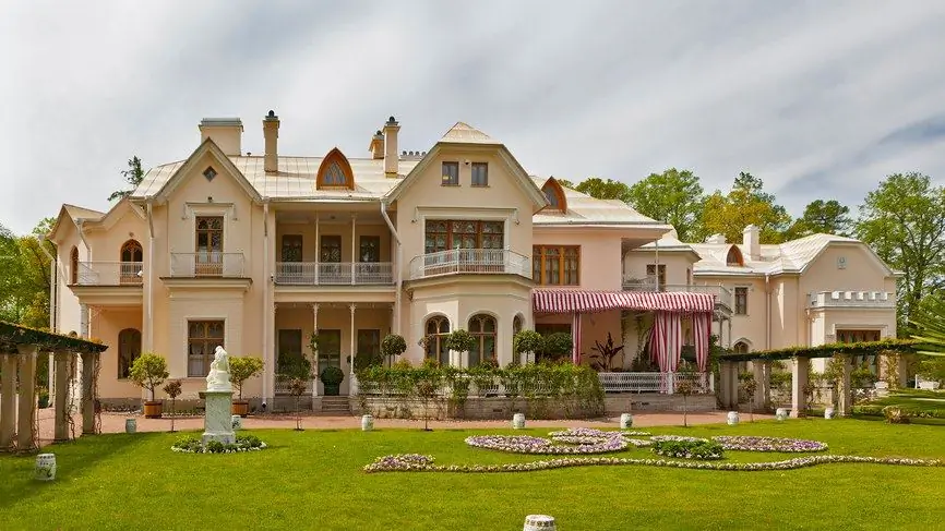 Farm Palace i Peterhof: historie, adresse, åpningstider, bilder