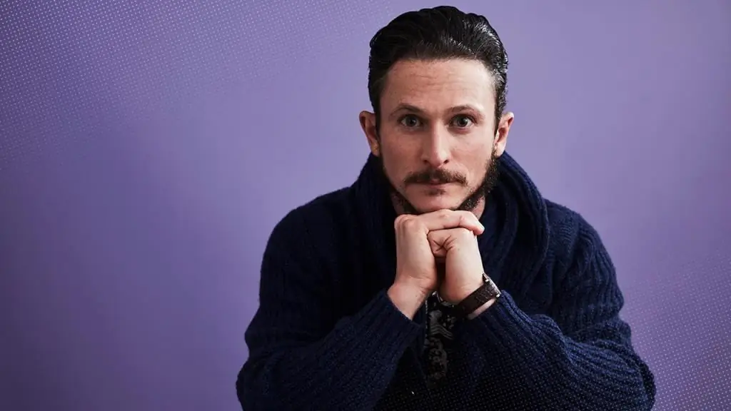 Jonathan Tucker sekarang