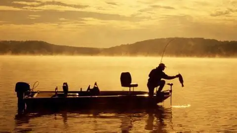 fiske i Grodno-regionen vid floden Neman