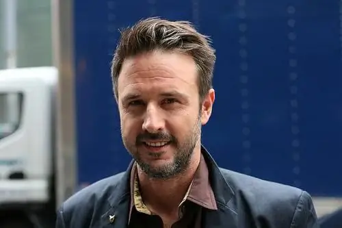 Den amerikanske skådespelaren David Arquette: biografi, filmografi och personligt liv. Courteney Cox och David Arquette