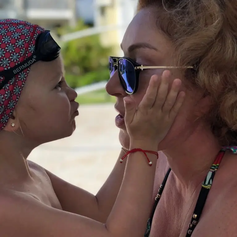 Alice with her grandmother Simone